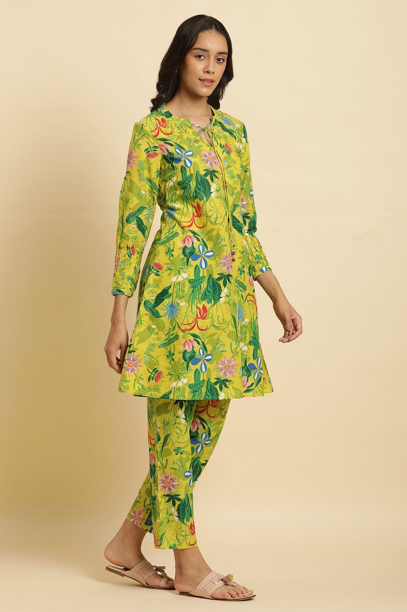 Green Floral Printed A-Line Kurta & Pants Co-Ord Set - Image 3
